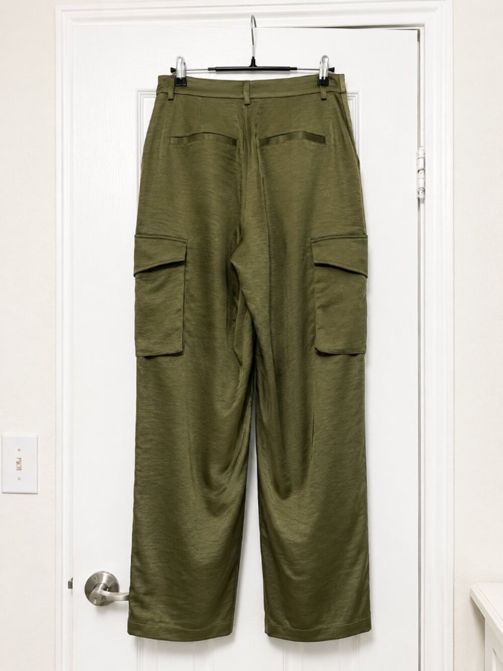 Good American cargo pants - Picture 3 of 4